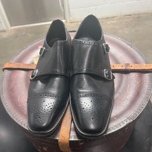 Mens Black Dress shoes.